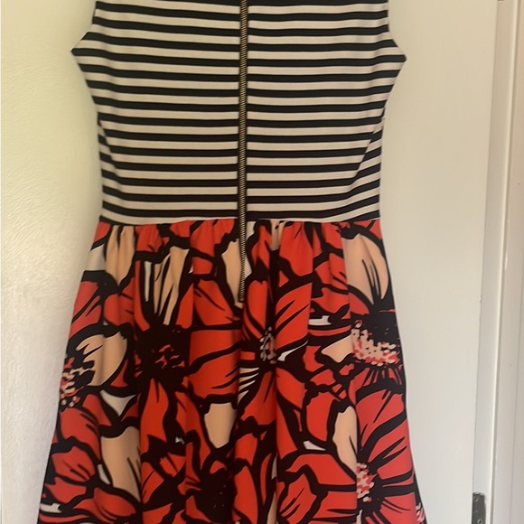 JUST TAYLOR DRESS! Like new condition! Worn once! - Picture 4 of 4